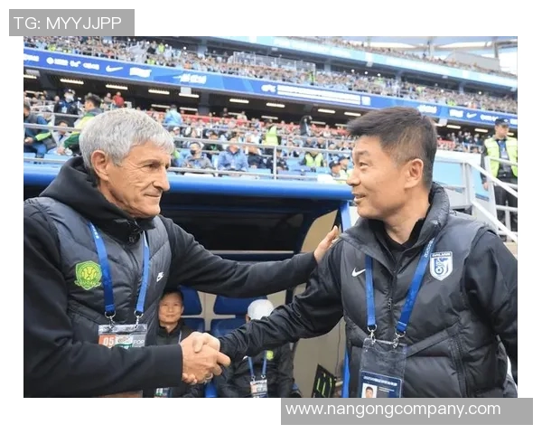 塞蒂恩训练时间延长但缺乏强度与对抗性引发关注